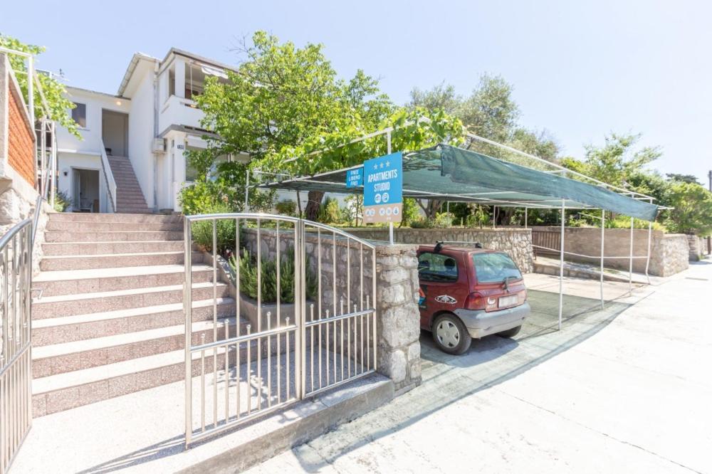 Apartments Meri Башка Экстерьер фото